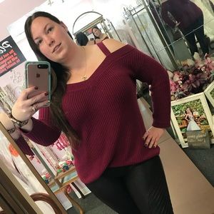 Torrid Off Shoulder Vneck Tunic Sweater Wine 00